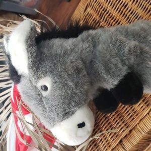 Daphne's golf club driver head cover.